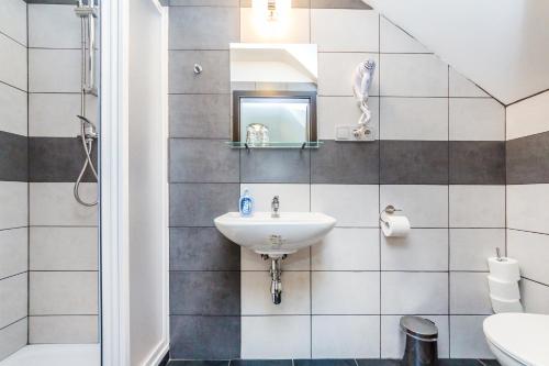 Nová Hospoda - Hotel & Restaurant - image 3