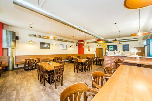 Nová Hospoda - Hotel & Restaurant - image 6