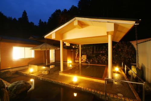 松园庄 保津川亭