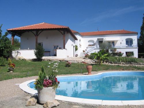 Lieu-dit Le Perroux gîte à louer Le Boulvé