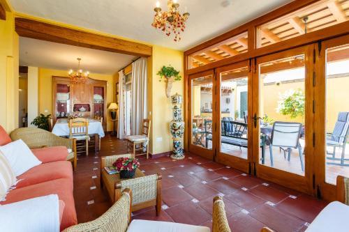 Bonito Chalet Con Vistas Bonito Chalet Con Vistas