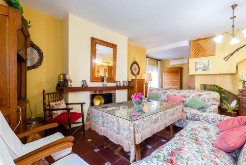 Bonito Chalet Con Vistas Bonito Chalet Con Vistas