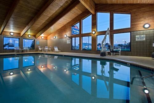 AmericInn by Wyndham Iowa Falls - image 3