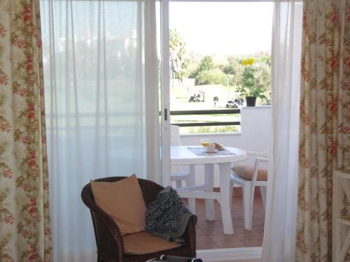 Life Apartments Costa Ballena - image 8
