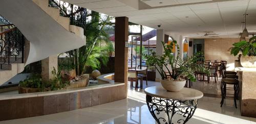 Bar/lounge, Hotel Dubrovnik in Xcanatun