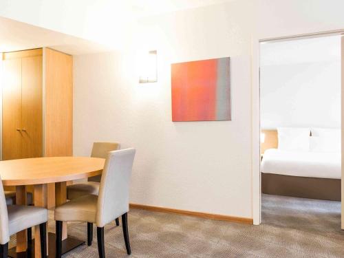 Novotel Gent Centrum - image 2