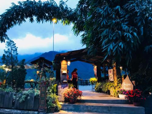 View, Fansipan Terrace Cafe and Homestay near Cat Cat Ethnic Village