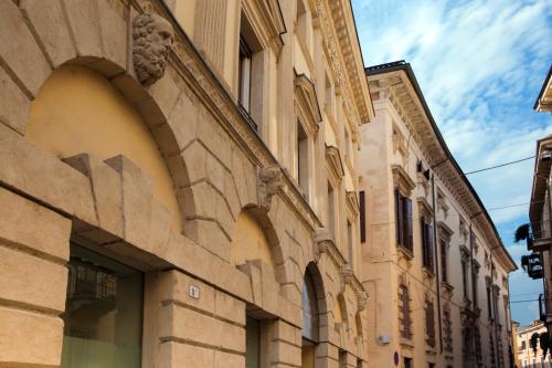 Oriana Suites Verona - image 9
