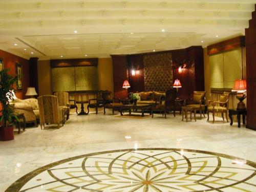 Milan Deluxe Suites