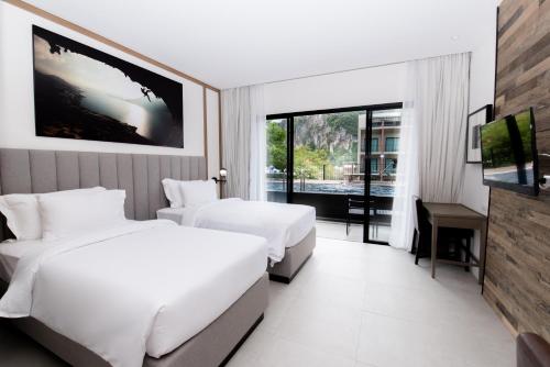 SUGAR MARINA RESORT-CLIFFHANGER-AONANG