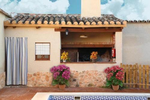 Peldbaseins, Casa Rural la Quinteria de Sancho piscina para tres apartamentos in Argamasilla De Alba