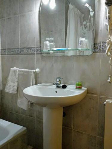 Hostal Almenara