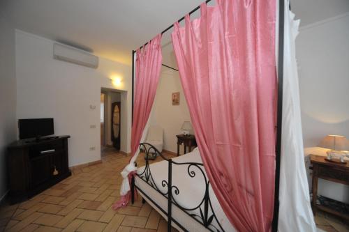 Romantica Pucci, Bagnoregio