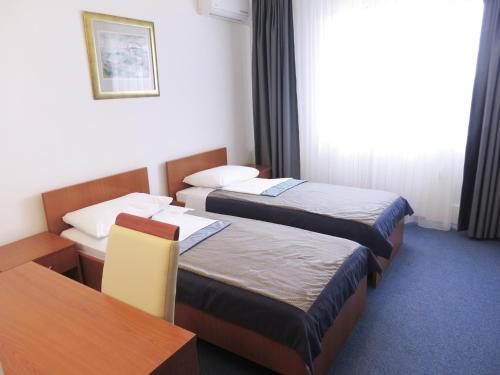 Hotel Zagreb - image 8