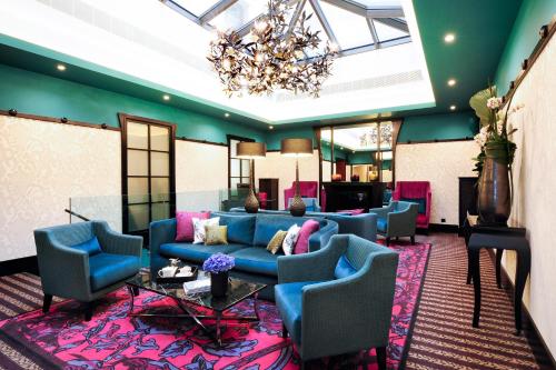 Hôtel Tiffany by Fassbind — other in Rue de l'Arquebuse 20, Geneva Switzerland, 1204