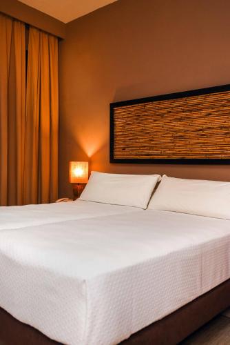 Chillout Hotel Tres Mares - image 8