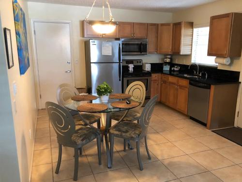 Konyha, Addy's Villas in Laurel (FL)