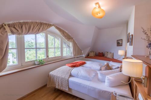Romantik Hotel Namenlos - image 7
