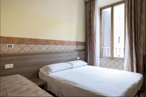 Alex Romano - image 14