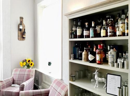 Avenue Guest House - image 5