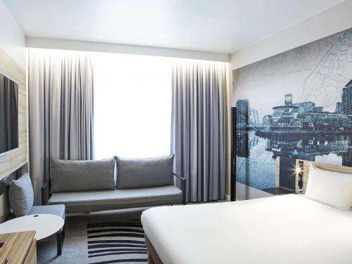 Novotel Manchester Centre - image 5