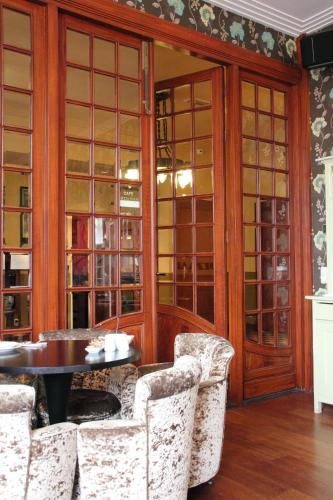 A szálláshely kívülről, Augusta Hotel in IJmuiden