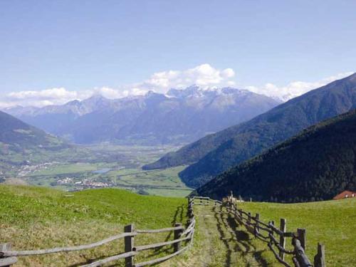  Roefenhof, Pension in Mals im Vinschgau bei Taufers im Münstertal