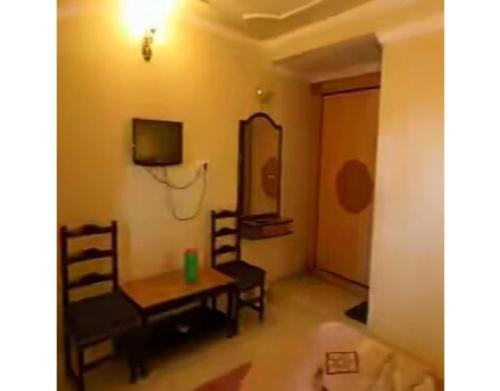 Charming Stay near Picture Palace (200m from Mall)