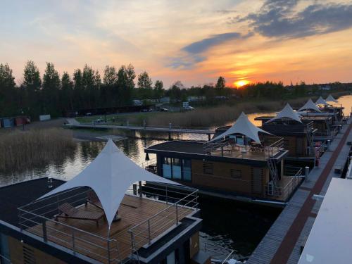 Hausboot Harmonie in Bitterfeld, Deutschland