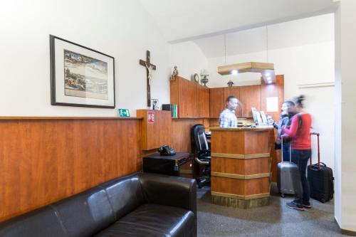 アカット ペンション & アパートメンツ