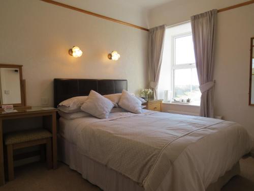 Gwrach Ynys Country Guest House