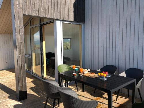 Kerbyggd: Luxury house and cottage in golden circle in Hveragerdi