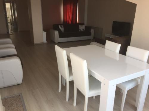 Comoditats, Hotel Eken Prestige in Bandirma