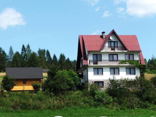 A szálláshely kívülről, Dom Sosenek in Czorsztyn