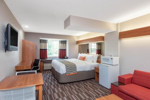 Microtel Inn & Suites by Wyndham Springfield