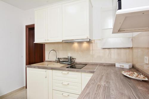 Apartments Maritea - image 12