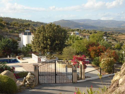  Villa Helios in Kalathos