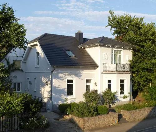 Schwalbennest in Geesthacht, Deutschland