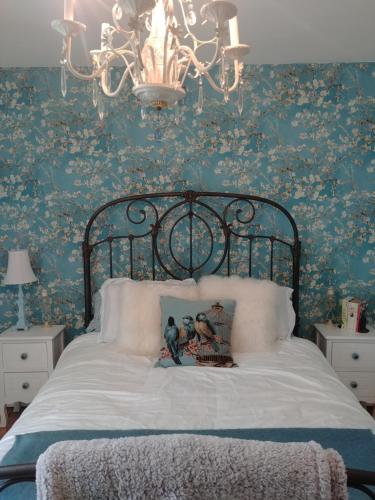 The Robin Goodfellow B&B