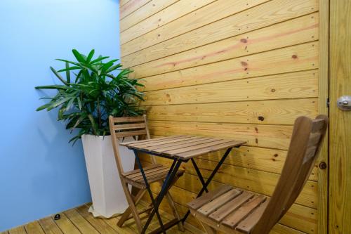 Summer Sea Hostel near Whale Cave