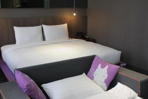 156333385 WESTGATE Hotel