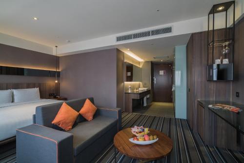 156333771 WESTGATE Hotel