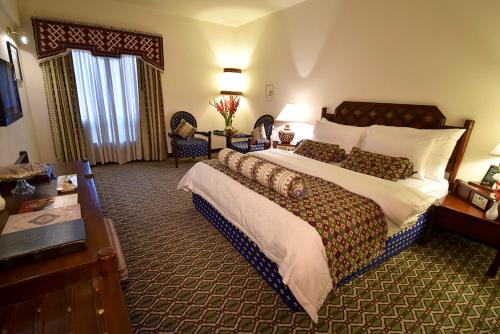 Quetta Serena Hotel Quetta Serena Hotel is conveniently located in the popular Quetta area. The property offers a wide range of amenities and perks to ensure you have a great time. Service-minded staff will welcome and g