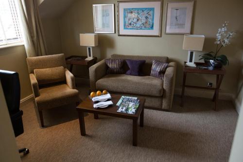 Aztec Hotel and Spa Aztec Hotel and Spa - A Thwaites Hotel and Spa is a popular choice amongst travelers in Bristol, whether exploring or just passing through. The property features a wide range of facilities to make you