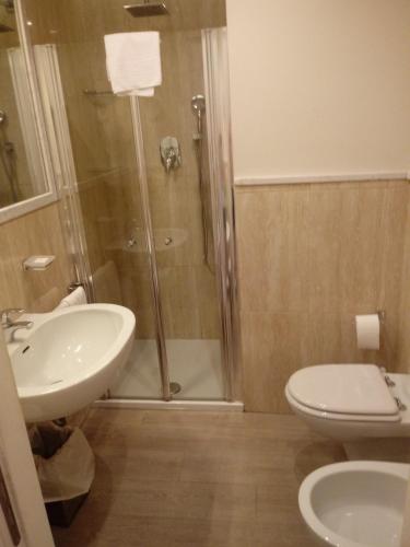 Classic Double Room with Partial Sea View