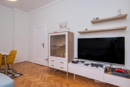 Cozy 1BD Apartment in Heart of Sofia - Work & Play by Flat Mаnager 2