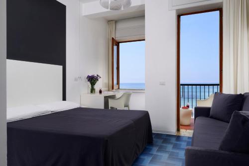 Skats, Hotel La Playa in Pollika