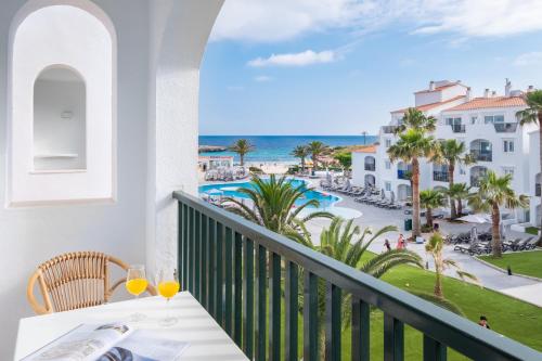 Balcony/terrace, FERGUS Style Carema Beach in Menorca