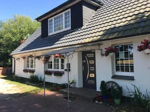 have-a-nice-Stay - Monteurunterkunft - Einzelbetten - Bad - Küche - Parkplatz in Borstel, Deutschland