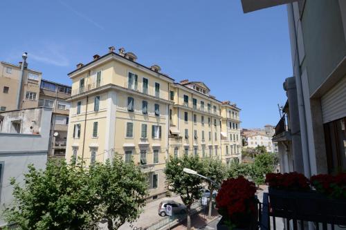 Terry's House - image 4